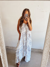 Load image into Gallery viewer, White floral dress
